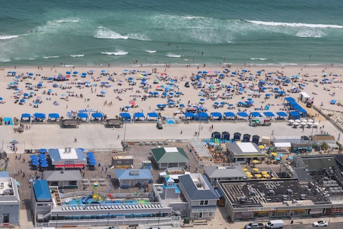 73 arrested, 3 stabbed and Jersey Shore boardwalk shut down during Memorial Day weekend
