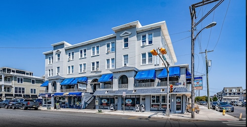 Two Ocean City hotels for sale