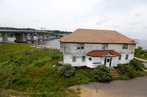 William Sandlass House Sandy Hook