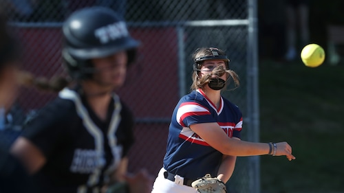 Sofbtall: Governor Livingston vs Bordentown in the central jersey, group 2 semifinal